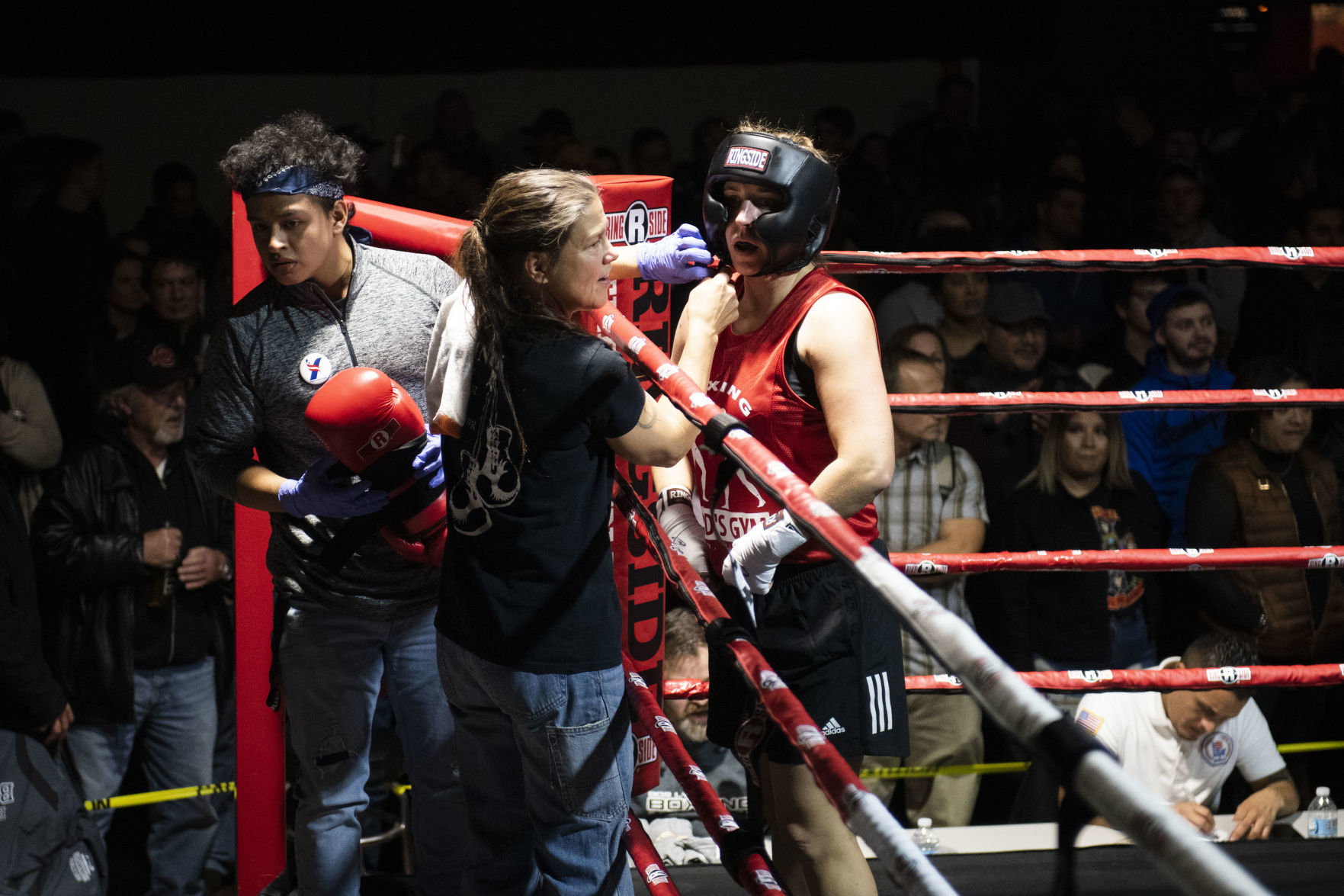 11-2-19WhiteCollarBoxing675-11102019154221